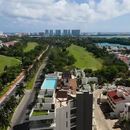 Beautiful Room Well Located In The Hotel Zone Of Cancún Exterior foto